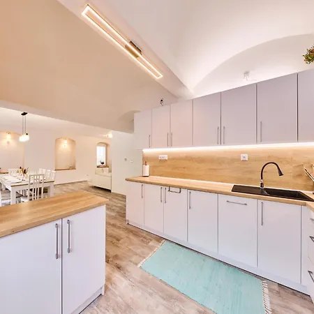Villa In East Bohemia With Pool & Nature Trails *