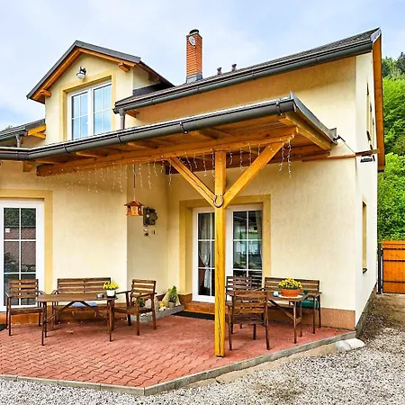 In East Bohemia With Pool & Nature Trails Villa Svoboda nad Úpou